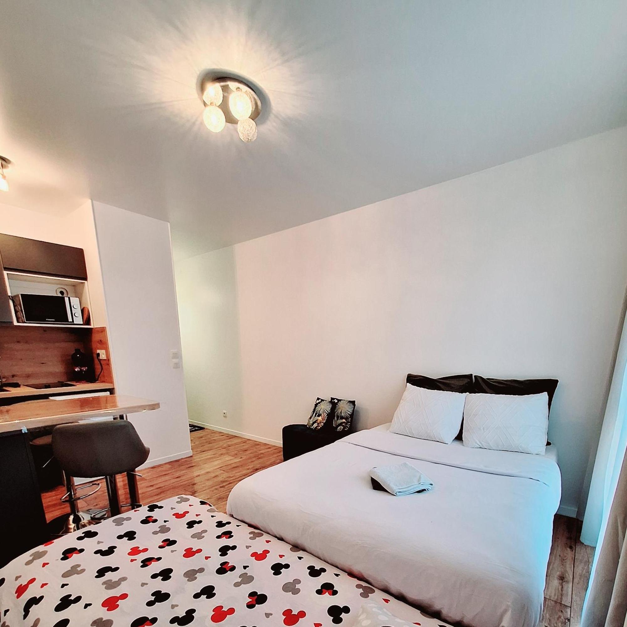 Studio Alpha - 2Min By Train To Disneyland Or 20Min Walk - 5Min Walk To "Val D'Europe" Station Montévrain Exterior photo