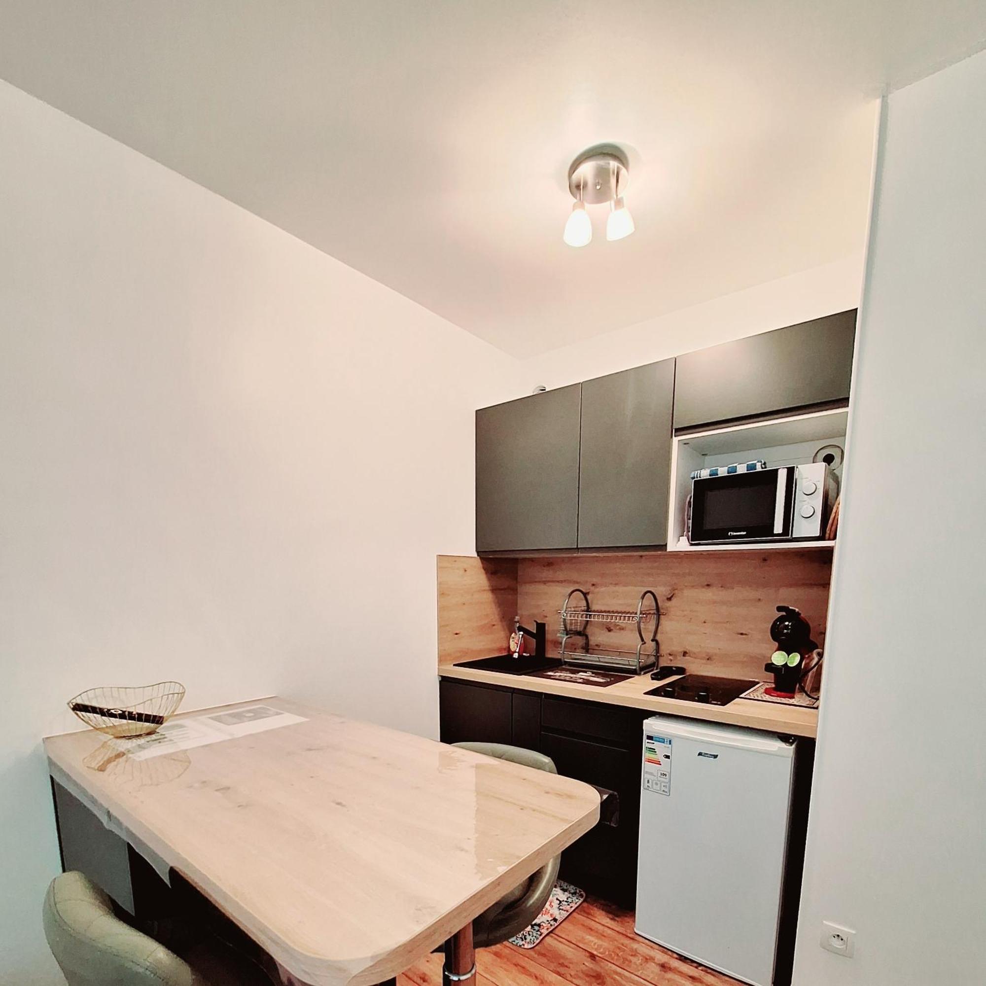 Studio Alpha - 2Min By Train To Disneyland Or 20Min Walk - 5Min Walk To "Val D'Europe" Station Montévrain Exterior photo